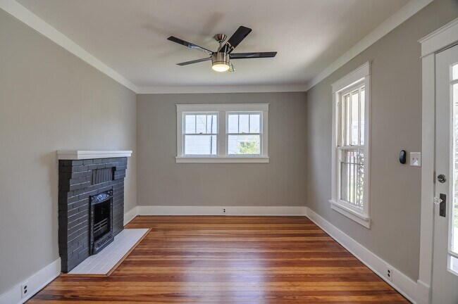 Photo - East Nashville Cottage!