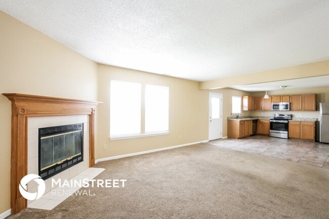 Photo - 2114 Summer Breeze Way