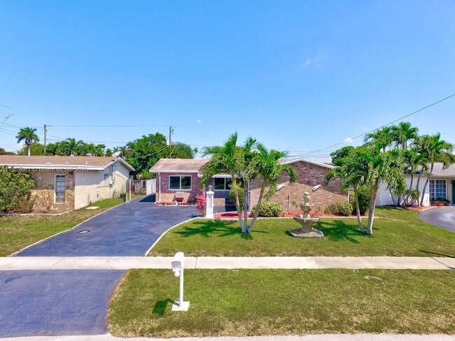 Building Photo - 11461 NW 35th St Rental