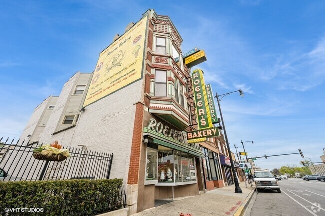 Building Photo - 3216 W North Ave Rental