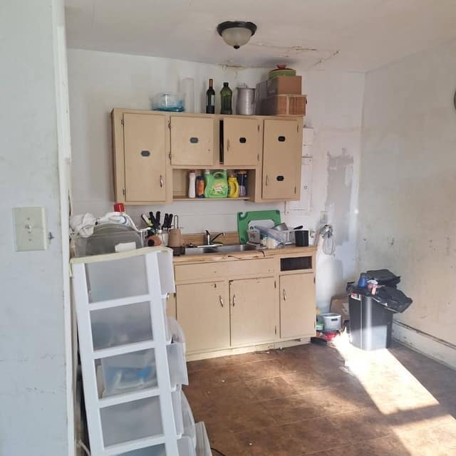Photo - 222 Poplar Ave