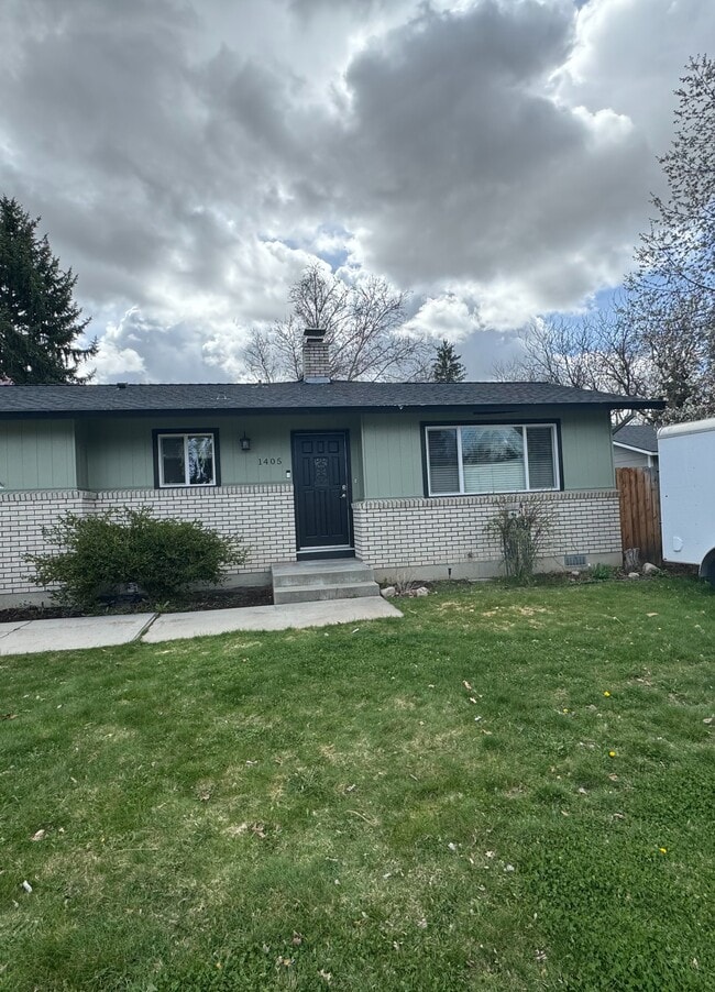 Photo - 1405 E Bergeson St