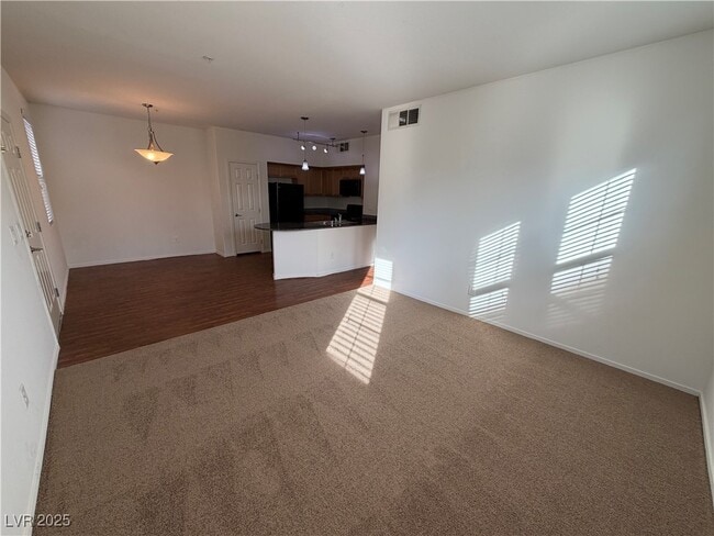 Photo - 50 Aura de Blanco St Unidad 5203