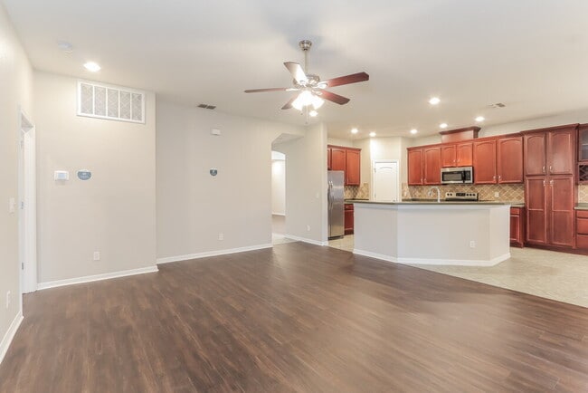 Photo - 2019 Abbey Trace Dr