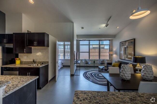 Building Photo - 161 Berkeley St Unit #503 Rental