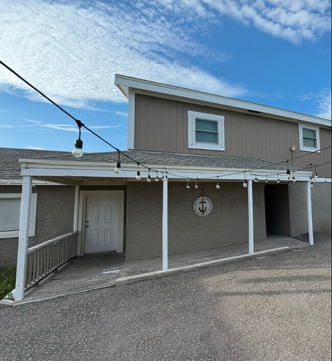 Building Photo - 1450 Gulf to Bay Blvd Rental