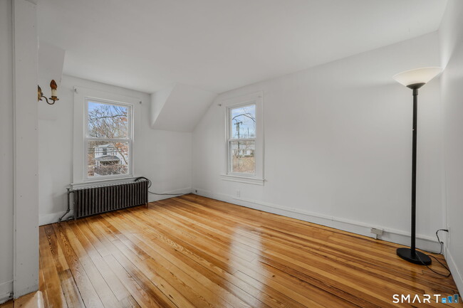 Photo - 24 N Main St Unit 2