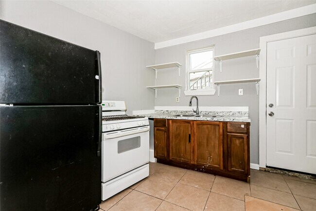 4610 Schroeder St Unidad 2