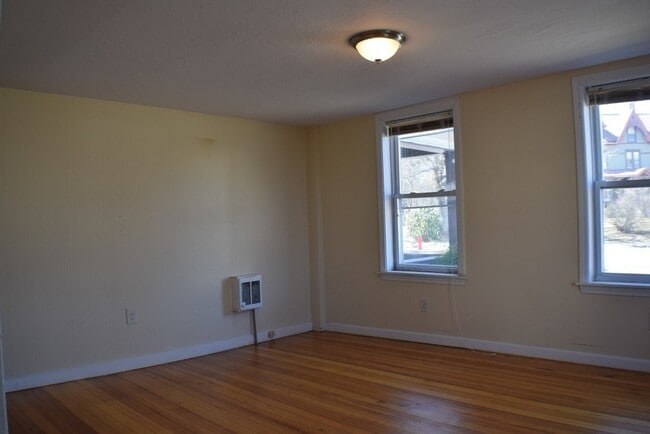 Photo - 55 Mendon St Unit d