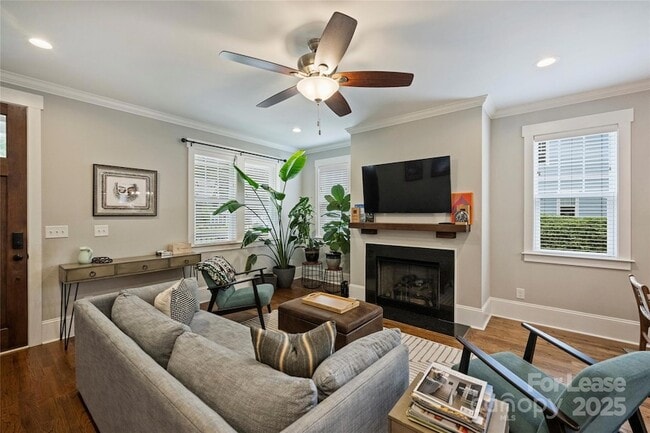 Photo - 126 N Smallwood Pl