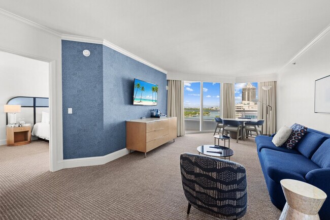 4401 Collins Ave Unit SI ID1540549P