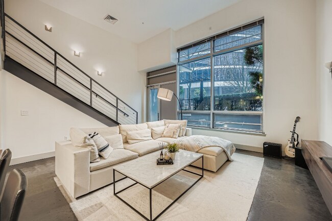 Photo - 3104 Western Ave Unidad 108