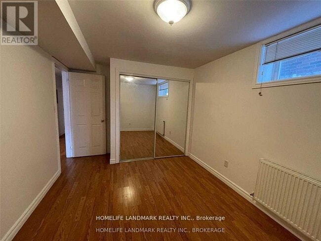 Photo - 969 Avenue Rd