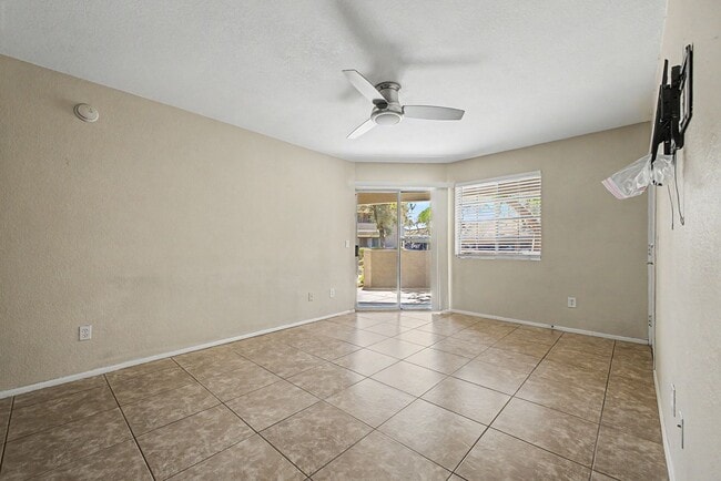 Photo - Condo in Cliffs Art North Mountain Community