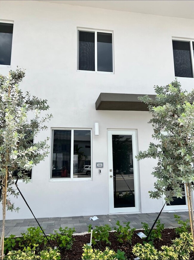 Photo - 10270 NW 66th St Condominio Unidad 107