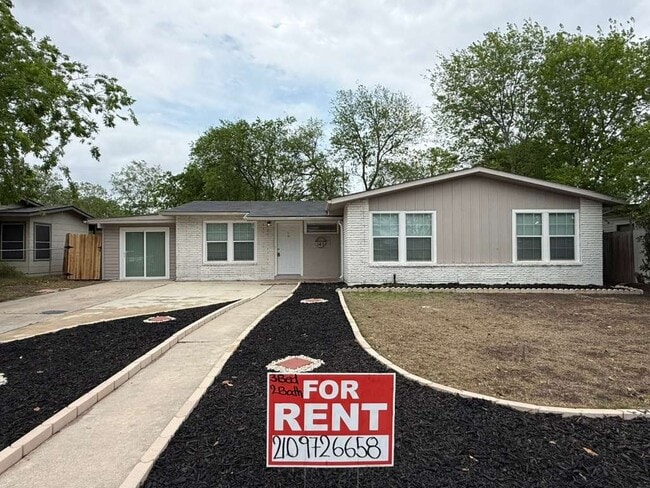 Building Photo - 143 Huxley Dr