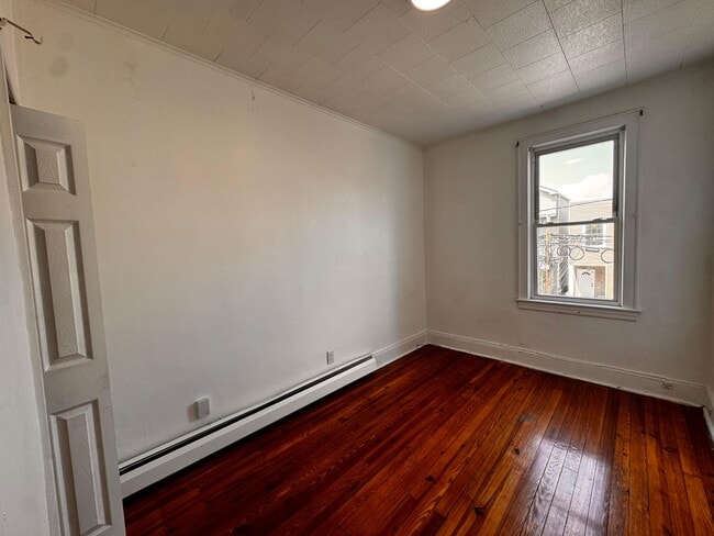 Photo - 66 W 18th St Unidad 2F