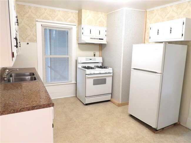 Photo - 119 River St