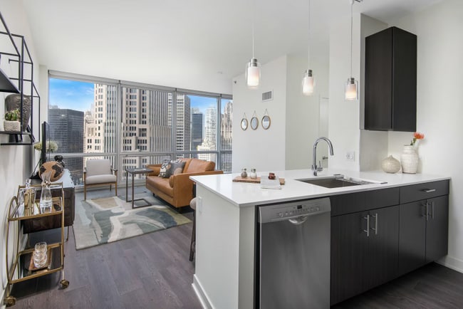 Photo - 455 N New St