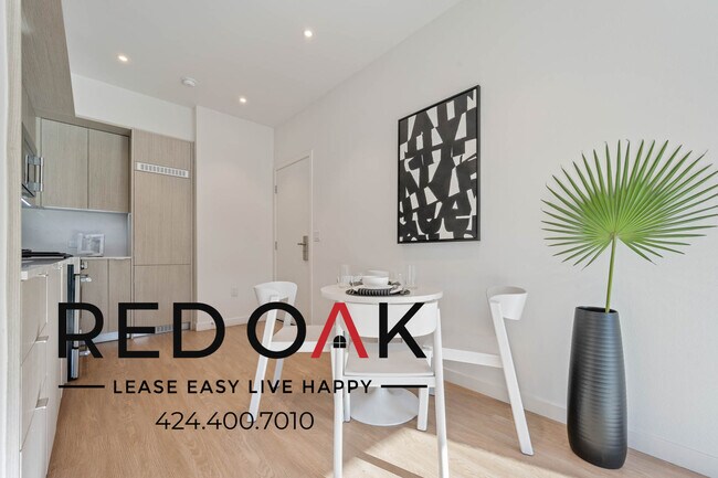 Photo - ~4 Weeks FREE~ Gorgeous and Sun Drenched O... Unit 1161