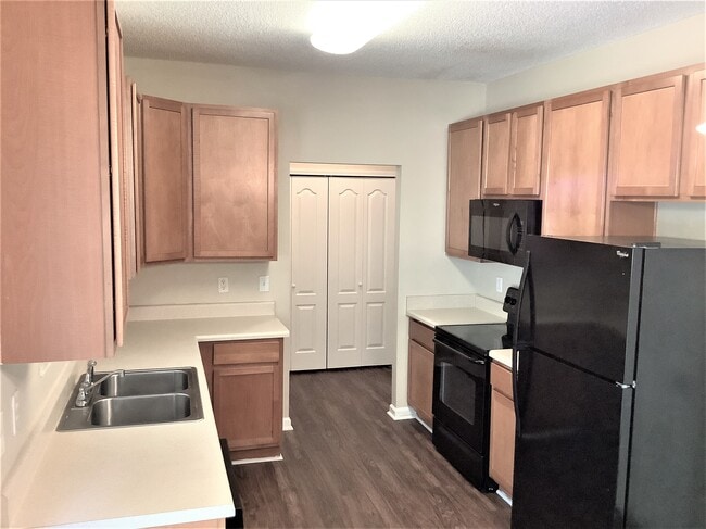 Photo - 2758 Windchase Dr