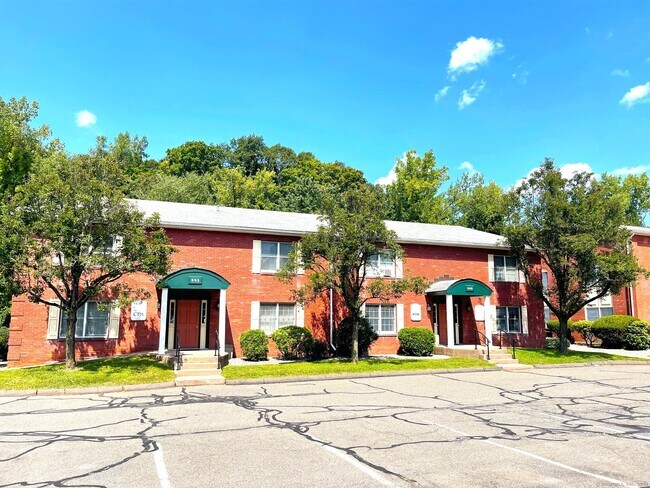 Photo - 545 N Main St