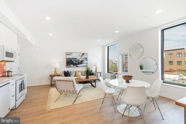 Photo - 1141 N Front St Unit 209