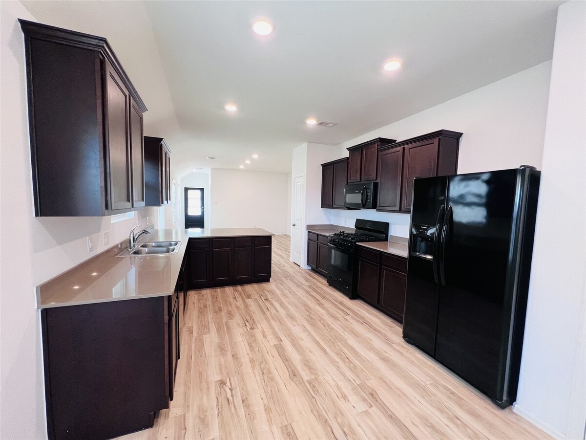 Photo - 5827 Dry Brush Pl