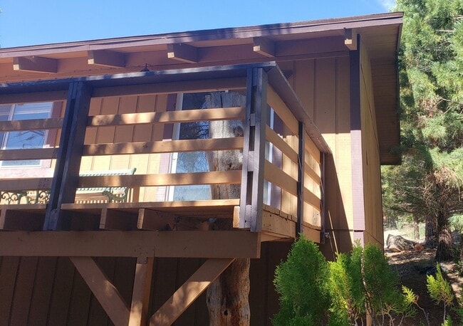 Building Photo - 2805 Arctic Dr