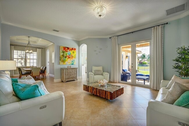 Photo - 8980 Lakeview Pl