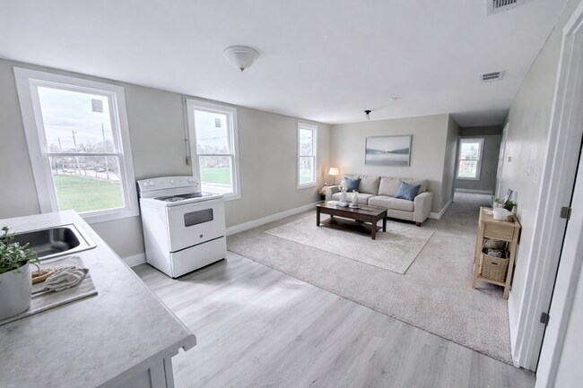 Photo - 1427 E 92nd St Unidad 2