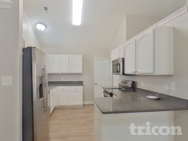 Photo - 428 Glencroft Dr