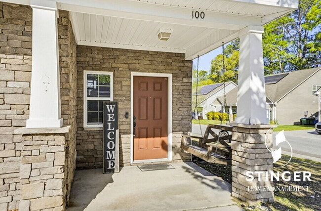 Photo - 100 Patriot Ct