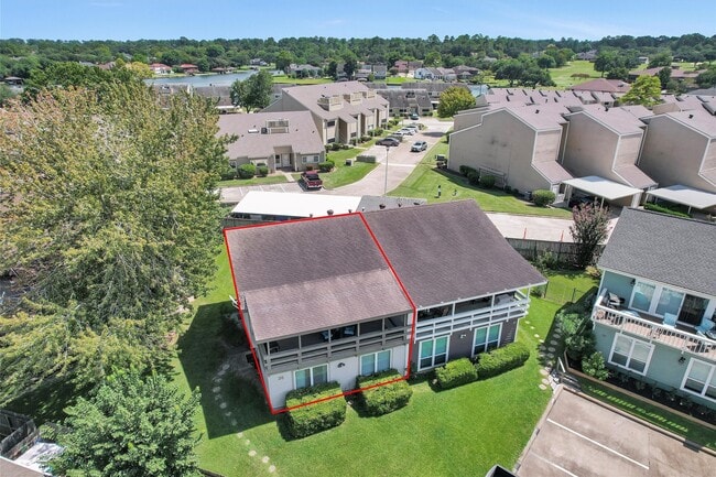 Photo - 36 April Point Dr N