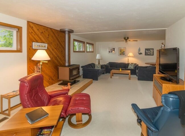 Photo - We have the wonderful 3 bed/2 bath you’ve been waiting for!