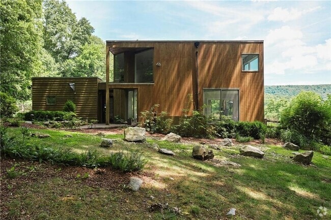 Building Photo - 194 Pleasant Ridge Rd Rental