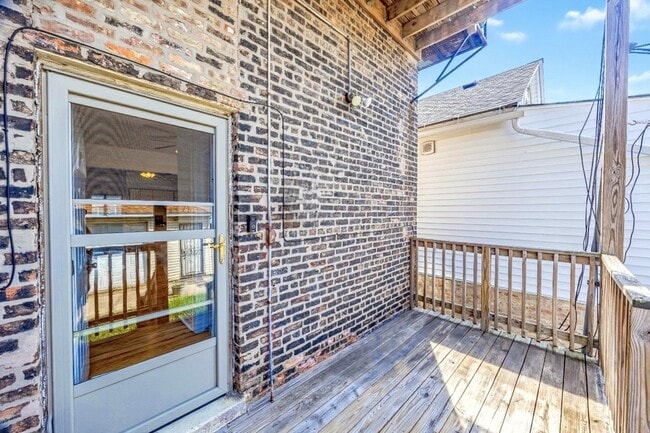 Photo - 2938 S Loomis St Unidad 1