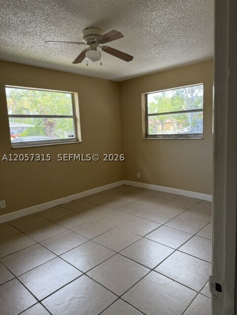 1112 NW 5th Ct Unit 3