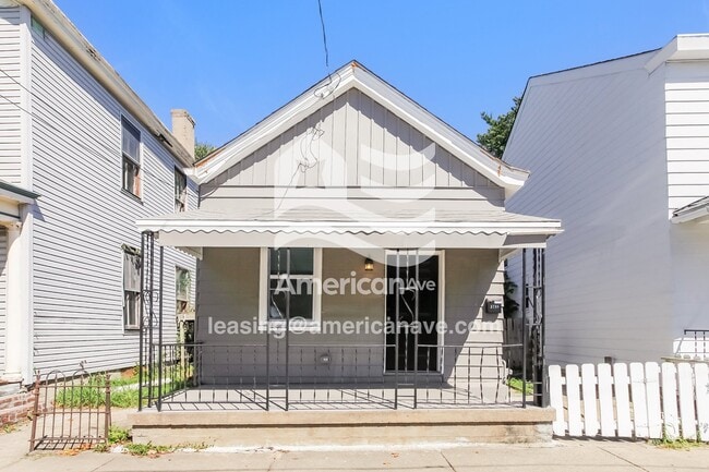 Building Photo - 1718 Garrard St