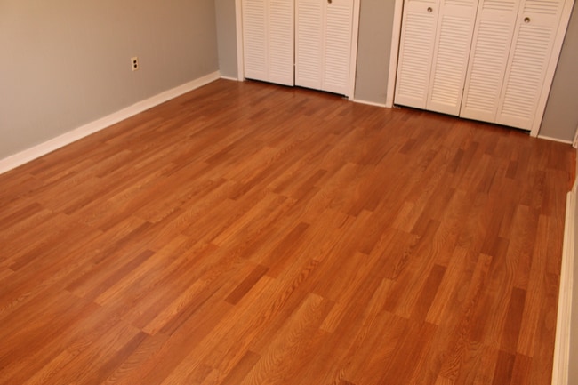 Photo - 204 Meadow Ln