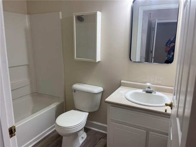 Photo - 106 Red Bud Ct