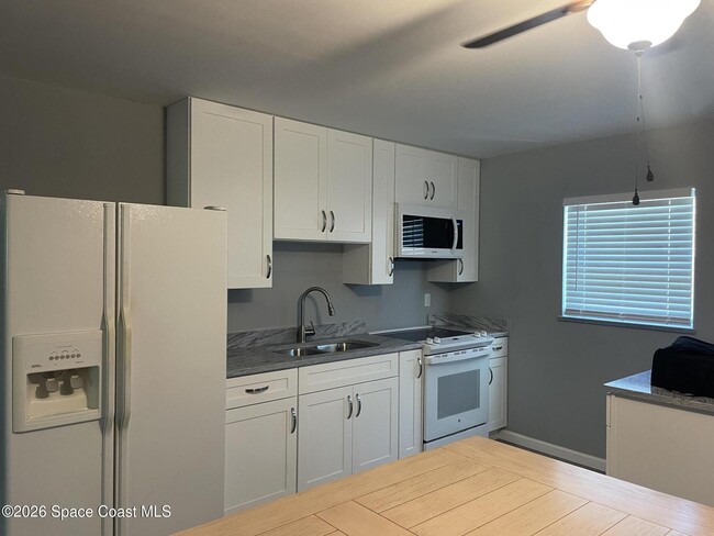 Photo - 3600 Aurora Rd