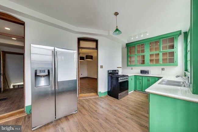 Photo - 140 Bryant St NW