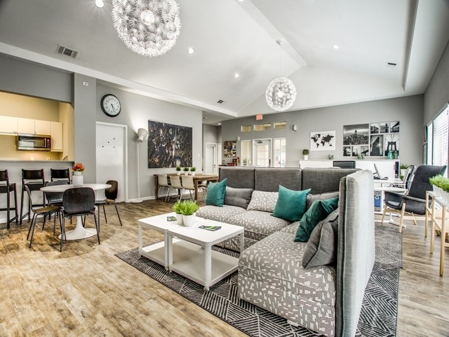 Photo - Cambridge Oaks