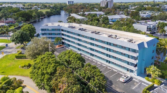 Photo - 801 NE 18th Ct Unit 108