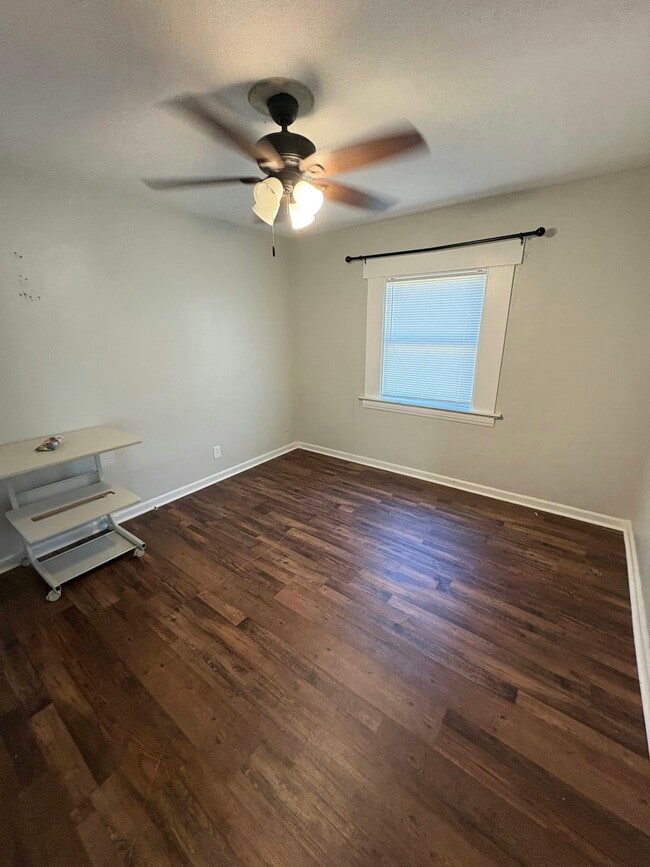 Photo - 5714 Court M Unit 5714