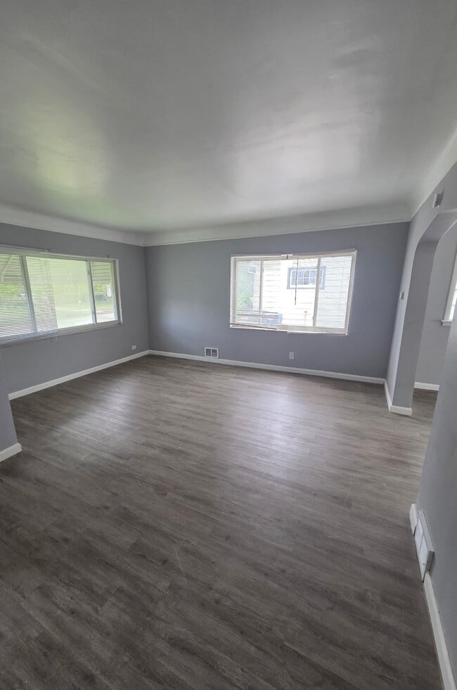 Photo - 2428 Norbert St