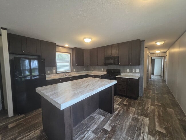 44 Sparrow Hill Dr