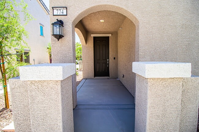 3BR/ 2.5BA TOWNHOUSE IN North Las Vegas Av... - 3BR/ 2.5BA TOWNHOUSE IN North Las Vegas Av...