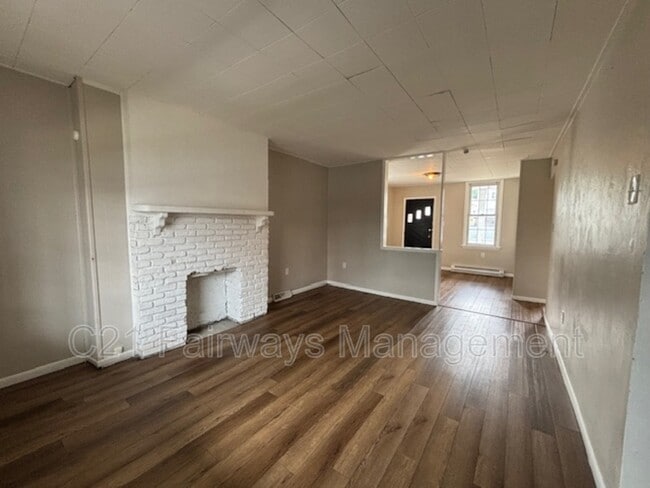 Photo - 634 Sixth Street